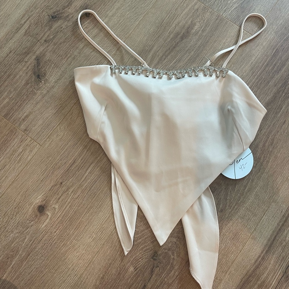 Cloud Ten Crop Top